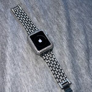 Apple Watch Series 3 38MM + CUSTOM BAND + charger